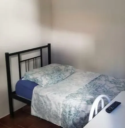 Quarto particular em Vitória Exterior foto